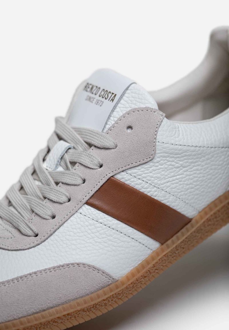 SNEAKERS AXIS